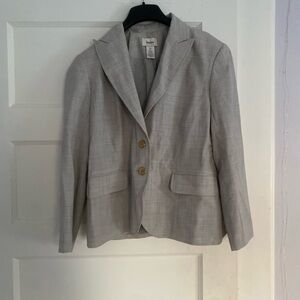 Neiman Marcus Women’s Light Gray Blazer